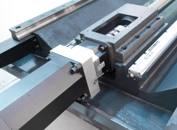 HANNSA - YBH 3000A & 3000B - CNC Horizontal Boring & Milling Machine
