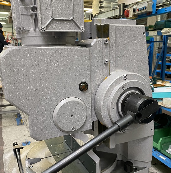 IMET - SIRIO 315 - Manual Vertical Cold Saw