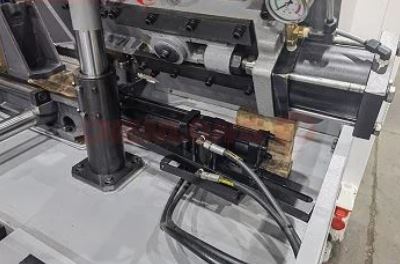 CHENLONG - 430B - Fully Automatic Band Saw Machine