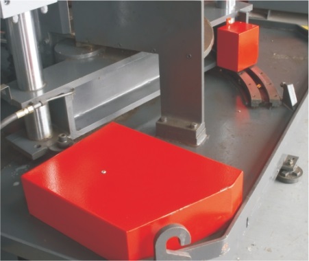 CHENLONG - CH-300SA - Fully Automatic Miter Cutting Band Saw Machine