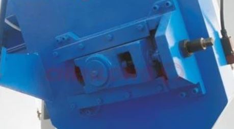 CHENLONG - CH-400 - Semi-Automatic Band Saw Machine