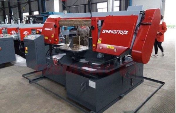 CHENLONG - G4240/70/Z - Semi-Automatic Mitre Band Saw Machine