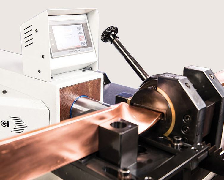 Busbar Machine Operator PAYAPRESS HBC-A120 ES/EH Busbar Bending, Punching & Cutting