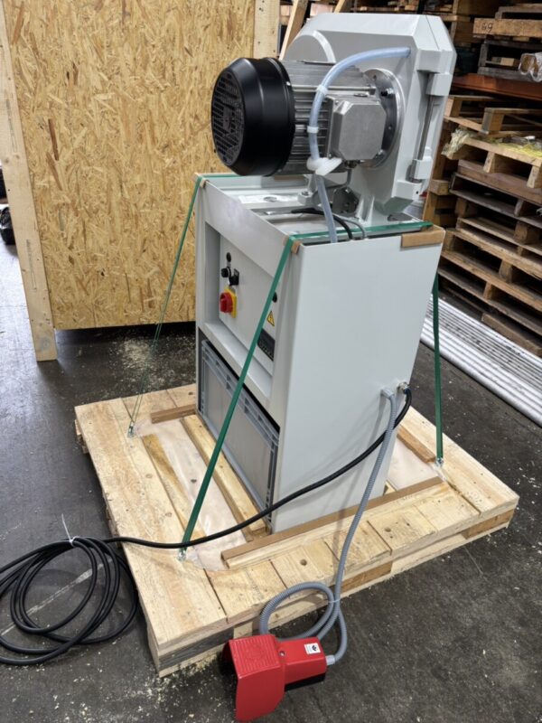 REMA Pipe grinding belt machine TP